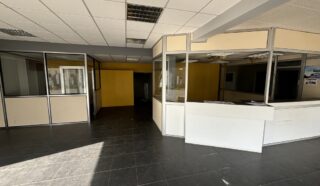  LOCAL ACTIVITES 770 m² env NANTES NORD OUEST