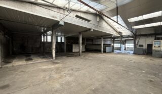  LOCAL ACTIVITES 770 m² env NANTES NORD OUEST