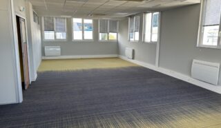  BUREAUX 321 m² BREST