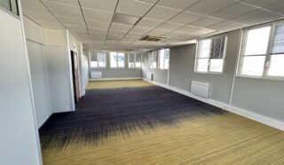  BUREAUX 321 m² BREST