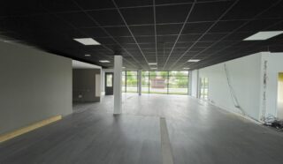  LOCAL COMMERCIAL  450 m² LANDERNEAU