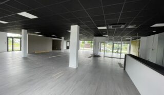  LOCAL COMMERCIAL  450 m² LANDERNEAU