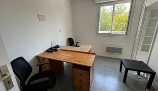  BUREAUX LORIENT 80 m²