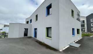  BUREAUX 130 m² GUIPAVAS