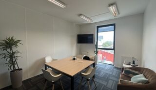  BUREAUX 132 m² SAINT-SEBASTIEN-SUR-LOIRE