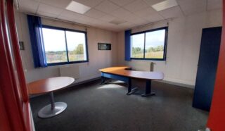  BATIMENT D'ACTIVITES PONTIVY 450 m²