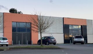  LOCAUX D'ACTIVITES  420 m² MORLAIX