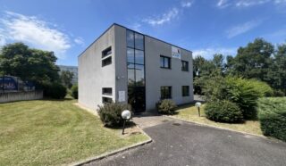  BUREAUX 250 m² SAINT-SEBASTIEN-SUR-LOIRE