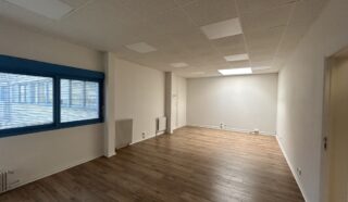  BUREAUX 180 m² DIVISIBLES SAINT HERBLAIN