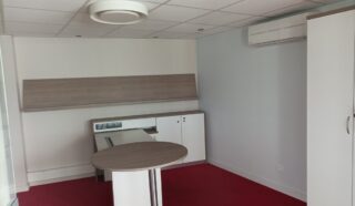  BUREAUX 86 M² NANTES