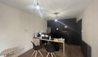  LOCAUX COMMERCIAUX 55 M² NANTES