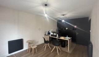  LOCAUX COMMERCIAUX 55 M² NANTES