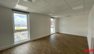  BUREAUX 88 m² SAINT NAZAIRE