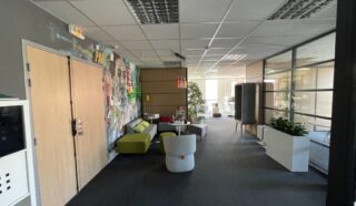  BUREAUX 350 M² CHARTRES-DE-BRETAGNE