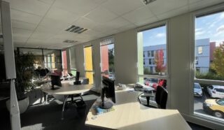  BUREAUX 350 M² CHARTRES-DE-BRETAGNE