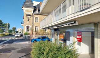  BUREAUX LOCAUX COMMERCIAUX 55 M² LA BAULE