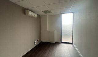  LOCAL COMMERCIAL 213 m² NANTES LA BEAUJOIRE