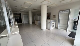  LOCAL COMMERCIAL  LORIENT 75 m²