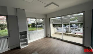  BUREAUX LOCAUX COMMERCIAUX 120 M² LA BAULE