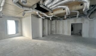  BUREAUX 95 m²