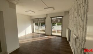  BUREAUX LOCAUX COMMERCIAUX 85 M² LA BAULE