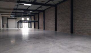  LOCAL COMMERCIAL 600 m² env PORNIC