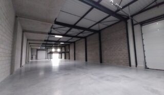  LOCAL COMMERCIAL 600 m² env PORNIC