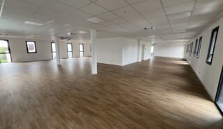  BUREAUX 305 m² HAUTE GOULAINE