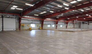  ENSEMBLE INDUSTRIEL 7 100 M²  ETABLES-SUR-MER