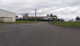  ENSEMBLE INDUSTRIEL 7 100 M²  ETABLES-SUR-MER