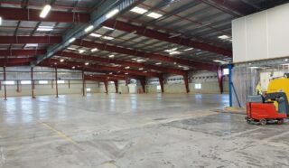  ENSEMBLE INDUSTRIEL 7 100 M²  ETABLES-SUR-MER