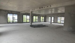  BUREAUX 480 M²  CHARTRES-DE-BRETAGNE