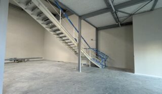  CELLULE D'ACTIVITÉS 257 m² NANTES SUD