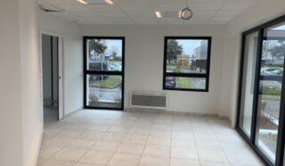  BUREAUX 97 m² LANESTER