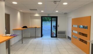  BUREAUX 97 m² LANESTER