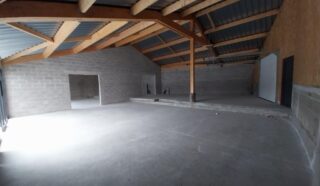  CELLULE COMMERCIALE NEUVE 130 m² PONTIVY