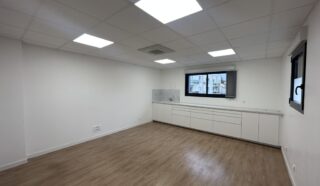  BUREAUX 130 m² REZÉ