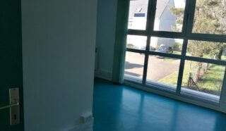  BUREAUX 66 m² SAINT AVE