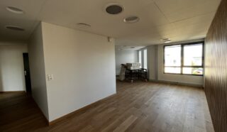  BUREAUX 235 m² ST GREGOIRE