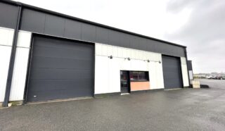  LOCAUX D'ACTIVITES 1 518 m² PLOUIGNEAU