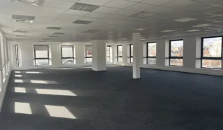  BUREAUX RENNES TRI-EXCLUSIVITE 330 m²