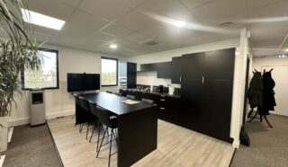  BUREAUX 180 M² RENNES