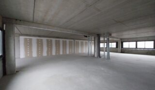  BUREAUX 325 M² GUERANDE