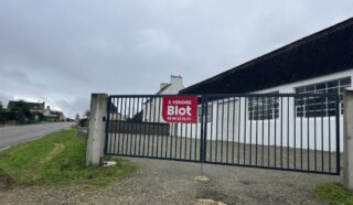  LOCAUX D'ACTIVITES 1 000 m² PONT L'ABBE