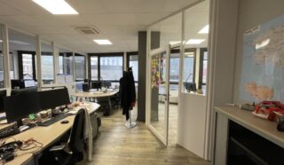  BUREAUX 555 M² RENNES