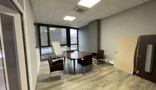  BUREAUX 555 M² RENNES