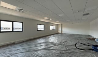  CELLULE D'ACTIVITÉS 281 m² NANTES SUD