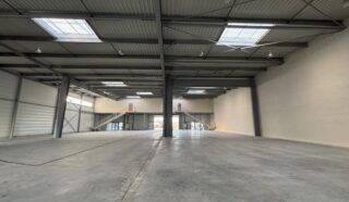  CELLULE D'ACTIVITÉS 342 m² NANTES SUD