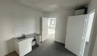  BUREAUX 140 m² RENNES PIED DE METRO