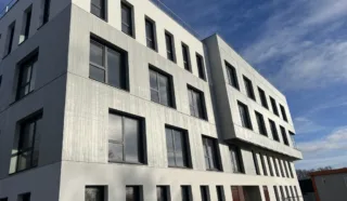  BUREAUX 207 M²  CHARTRES-DE-BRETAGNE